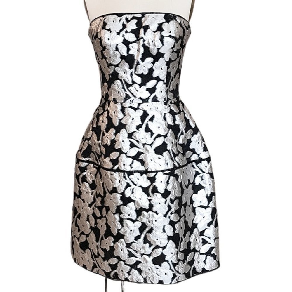 Oscar De La Renta Metallic Floral Sleveless Cocktail Mini Dress